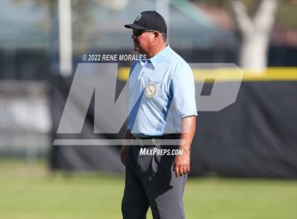 Thumbnail 2 in Salesian vs La Salle photogallery.