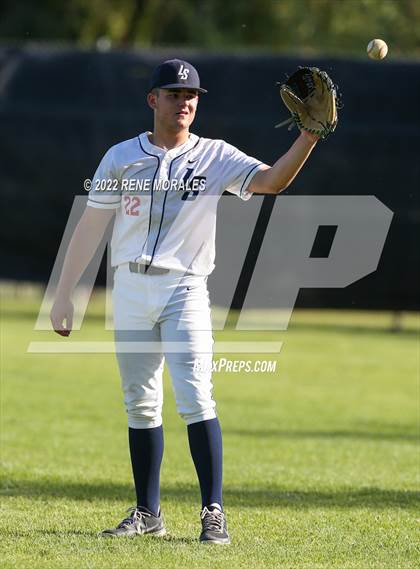 Thumbnail 1 in Salesian vs La Salle photogallery.