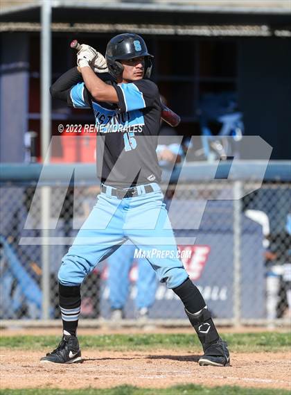 Thumbnail 2 in Salesian vs La Salle photogallery.