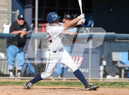 Thumbnail 2 in Salesian vs La Salle photogallery.