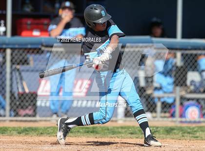 Thumbnail 1 in Salesian vs La Salle photogallery.