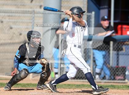Thumbnail 1 in Salesian vs La Salle photogallery.