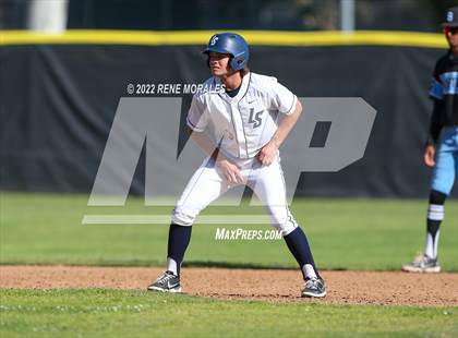 Thumbnail 2 in Salesian vs La Salle photogallery.