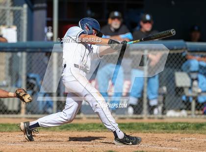 Thumbnail 3 in Salesian vs La Salle photogallery.