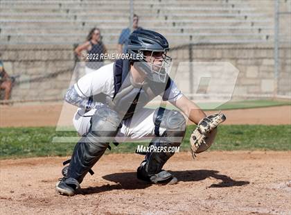 Thumbnail 1 in Salesian vs La Salle photogallery.