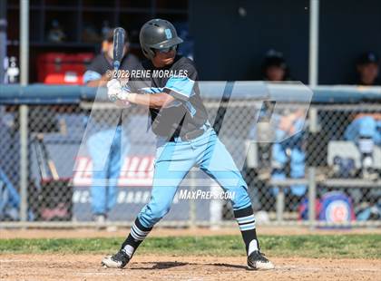 Thumbnail 2 in Salesian vs La Salle photogallery.