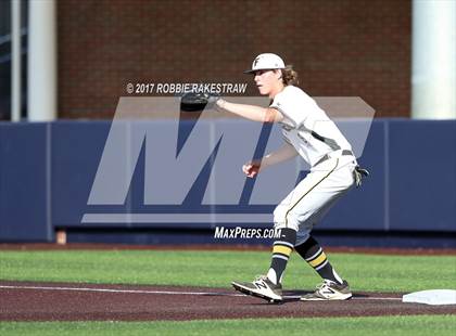 Thumbnail 2 in Forney vs. Mansfield Legacy (UIL 5A Semifinal) photogallery.