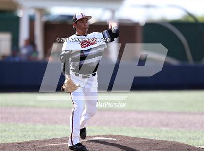 Thumbnail 2 in Forney vs. Mansfield Legacy (UIL 5A Semifinal) photogallery.