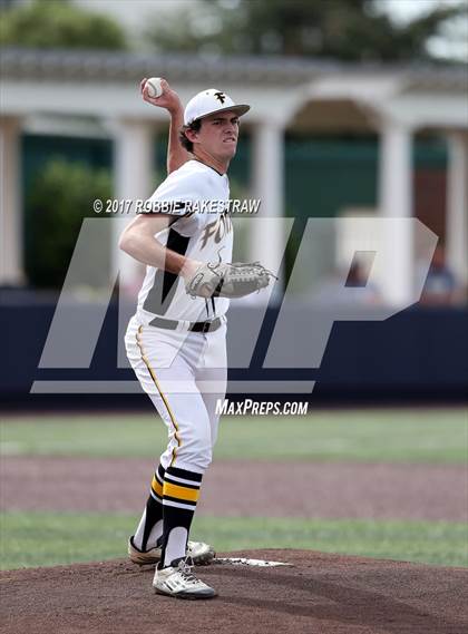 Thumbnail 2 in Forney vs. Mansfield Legacy (UIL 5A Semifinal) photogallery.