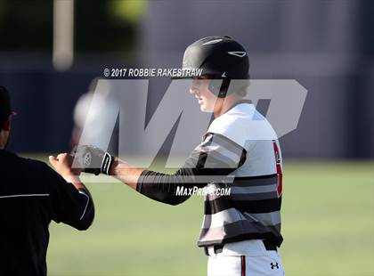 Thumbnail 2 in Forney vs. Mansfield Legacy (UIL 5A Semifinal) photogallery.