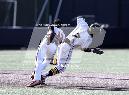Thumbnail 2 in Forney vs. Mansfield Legacy (UIL 5A Semifinal) photogallery.