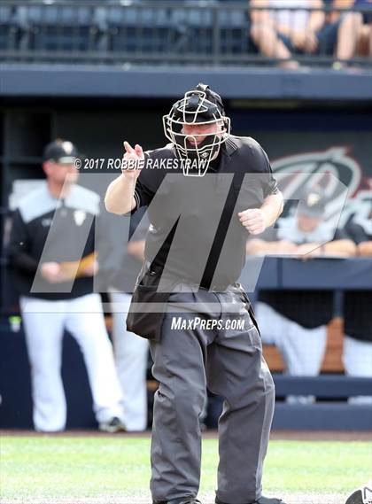 Thumbnail 2 in Forney vs. Mansfield Legacy (UIL 5A Semifinal) photogallery.