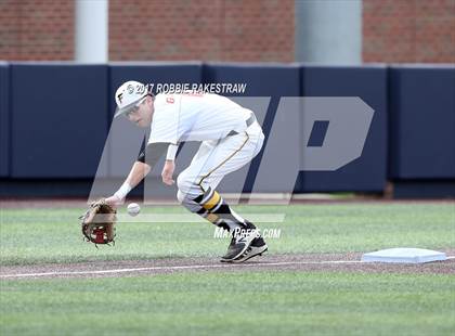 Thumbnail 2 in Forney vs. Mansfield Legacy (UIL 5A Semifinal) photogallery.
