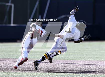 Thumbnail 3 in Forney vs. Mansfield Legacy (UIL 5A Semifinal) photogallery.