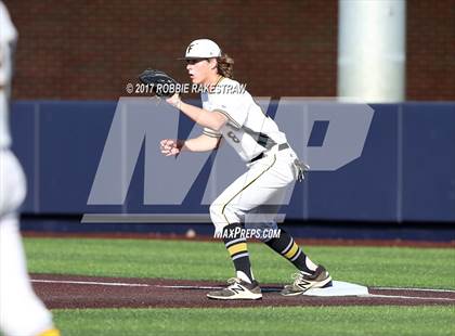 Thumbnail 3 in Forney vs. Mansfield Legacy (UIL 5A Semifinal) photogallery.