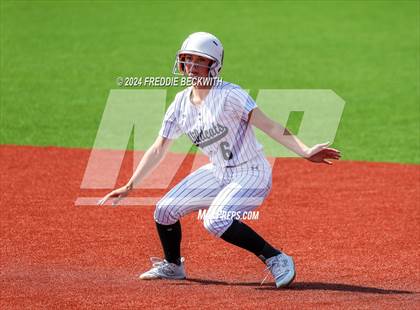 Thumbnail 3 in Guyer vs. Weslaco (UIL 6A Softball Semifinal) photogallery.