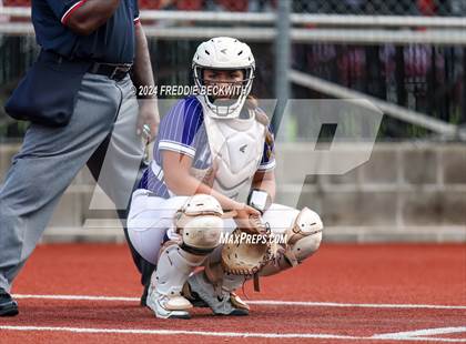 Thumbnail 3 in Guyer vs. Weslaco (UIL 6A Softball Semifinal) photogallery.