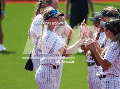 Thumbnail 3 in Guyer vs. Weslaco (UIL 6A Softball Semifinal) photogallery.