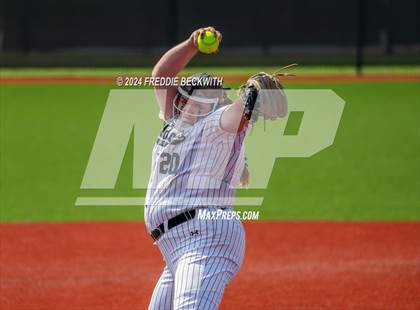 Thumbnail 1 in Guyer vs. Weslaco (UIL 6A Softball Semifinal) photogallery.