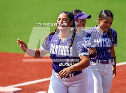 Thumbnail 3 in Guyer vs. Weslaco (UIL 6A Softball Semifinal) photogallery.