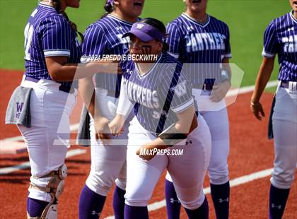 Thumbnail 3 in Guyer vs. Weslaco (UIL 6A Softball Semifinal) photogallery.