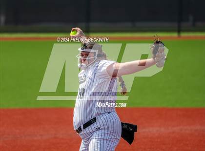 Thumbnail 2 in Guyer vs. Weslaco (UIL 6A Softball Semifinal) photogallery.
