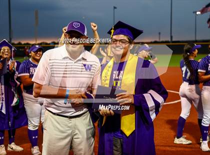Thumbnail 1 in Guyer vs. Weslaco (UIL 6A Softball Semifinal) photogallery.