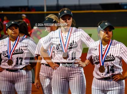 Thumbnail 1 in Guyer vs. Weslaco (UIL 6A Softball Semifinal) photogallery.