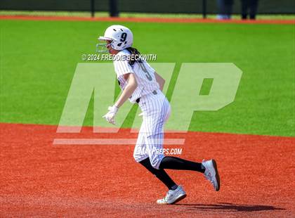 Thumbnail 1 in Guyer vs. Weslaco (UIL 6A Softball Semifinal) photogallery.