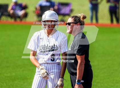 Thumbnail 3 in Guyer vs. Weslaco (UIL 6A Softball Semifinal) photogallery.