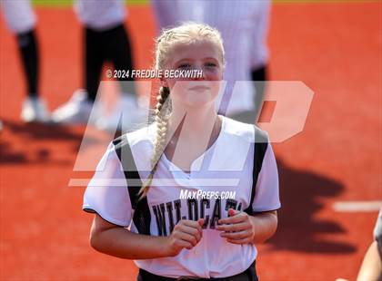 Thumbnail 2 in Guyer vs. Weslaco (UIL 6A Softball Semifinal) photogallery.