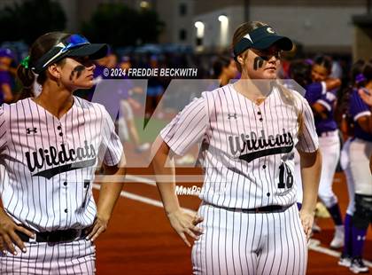 Thumbnail 1 in Guyer vs. Weslaco (UIL 6A Softball Semifinal) photogallery.