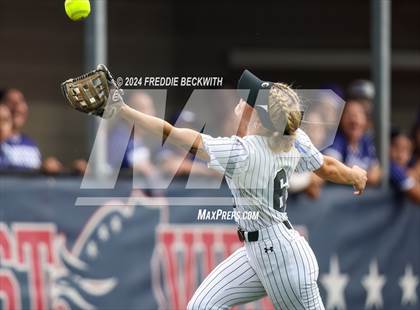Thumbnail 1 in Guyer vs. Weslaco (UIL 6A Softball Semifinal) photogallery.