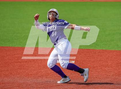 Thumbnail 3 in Guyer vs. Weslaco (UIL 6A Softball Semifinal) photogallery.