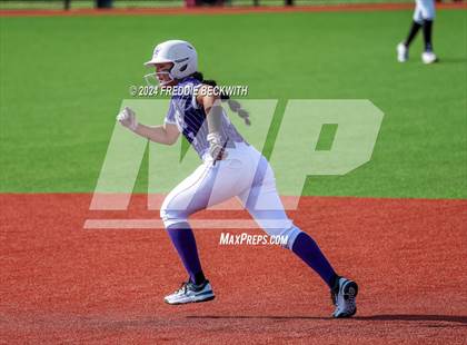 Thumbnail 1 in Guyer vs. Weslaco (UIL 6A Softball Semifinal) photogallery.