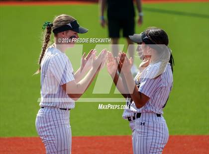 Thumbnail 3 in Guyer vs. Weslaco (UIL 6A Softball Semifinal) photogallery.
