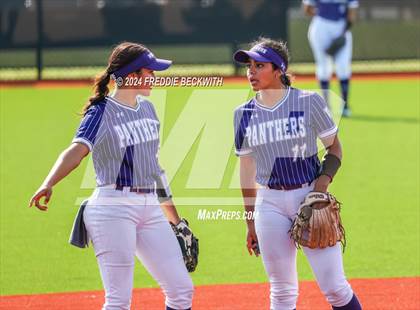 Thumbnail 1 in Guyer vs. Weslaco (UIL 6A Softball Semifinal) photogallery.