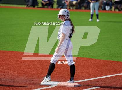 Thumbnail 2 in Guyer vs. Weslaco (UIL 6A Softball Semifinal) photogallery.