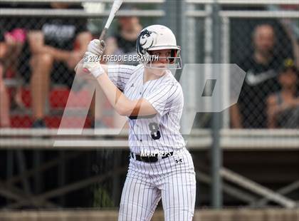 Thumbnail 3 in Guyer vs. Weslaco (UIL 6A Softball Semifinal) photogallery.