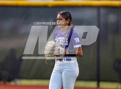 Thumbnail 1 in Guyer vs. Weslaco (UIL 6A Softball Semifinal) photogallery.