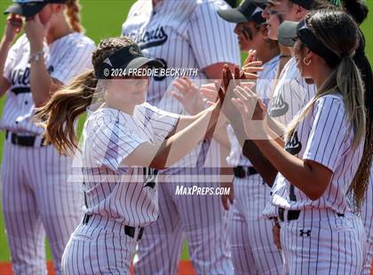Thumbnail 3 in Guyer vs. Weslaco (UIL 6A Softball Semifinal) photogallery.