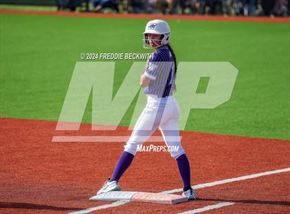 Thumbnail 3 in Guyer vs. Weslaco (UIL 6A Softball Semifinal) photogallery.