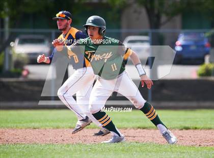 Thumbnail 3 in Oak Ridge vs. Tracy (Boras Classic Rd 2) photogallery.