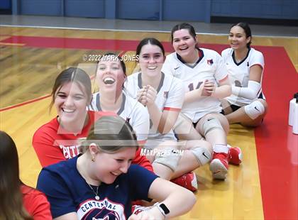 Thumbnail 1 in Centennial vs. Westview - AIA 5A Play-In photogallery.