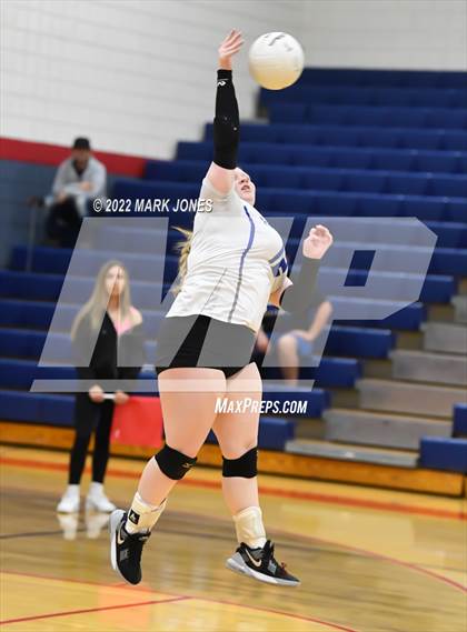 Thumbnail 2 in Centennial vs. Westview - AIA 5A Play-In photogallery.