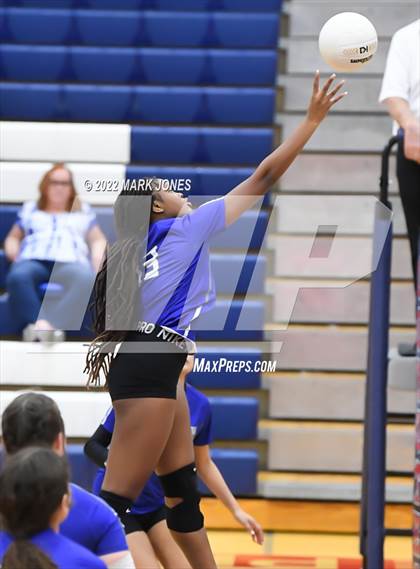 Thumbnail 3 in Centennial vs. Westview - AIA 5A Play-In photogallery.