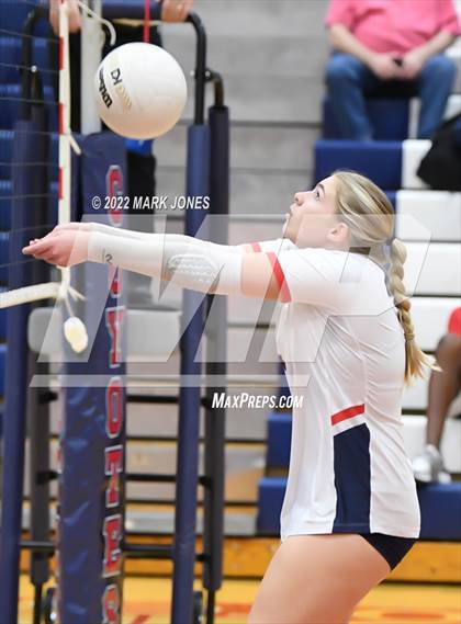 Thumbnail 3 in Centennial vs. Westview - AIA 5A Play-In photogallery.