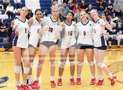 Thumbnail 1 in Centennial vs. Westview - AIA 5A Play-In photogallery.