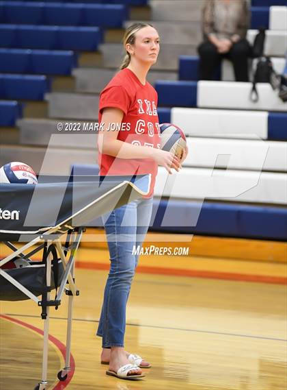Thumbnail 3 in Centennial vs. Westview - AIA 5A Play-In photogallery.