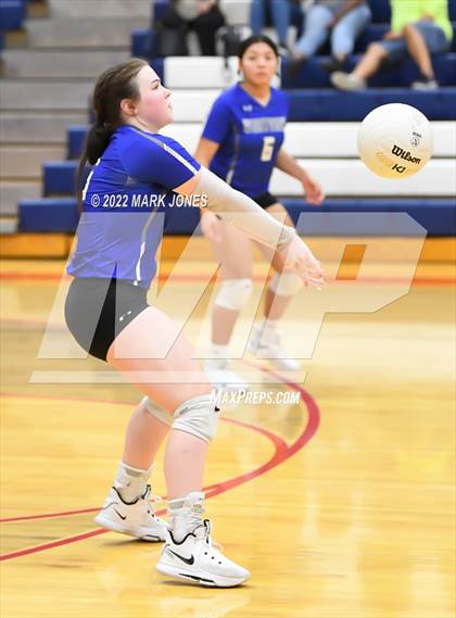 Thumbnail 3 in Centennial vs. Westview - AIA 5A Play-In photogallery.